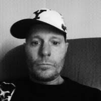 40+ "Glenn Booth" profiles