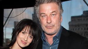 Hilaria Baldwin gives birth to son Rafael Thomas, Alec Baldwin shares  Twitter photo