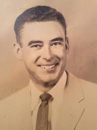 Ronnie Rigney's Instagram, Twitter & Facebook