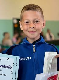 Dnia 7 maja w Szkole Podstawowej Nr 6 odbył się Powiatowy Konkurs  Recytatorski pt. „Pchła Szachrajka”, w którym wzięli udział nasi uczniowie:  Daniel Lemishko kl. 1a, Barbara Lewicka kl. 2b, Tymon Rogowiec