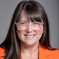 Amanda Schur's Instagram, Twitter & Facebook