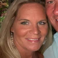 10 "Laura Stec" profiles