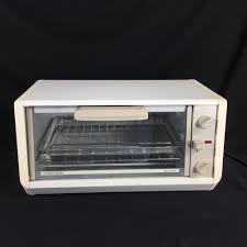 Black And Decker Under Cabinet Toaster Oven Black Decker Spacemaker Toaster Oven Tro 200 Beige Under Cabinet Counter Vtg Blackdecker Toaster Oven Estate Sale Finds Toaster