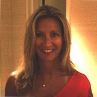 Kristin Rue's Instagram, Twitter & Facebook