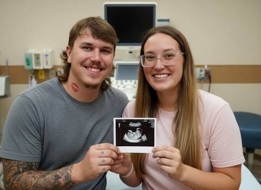 Congratulation 🎉 👶 Pumpkin & Darrin Secretly Welcome Their First Child — Fans Melt Over The Adorable Name Reveal!