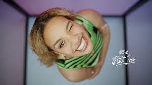 Fay Moreno's Instagram, Twitter & Facebook