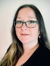 Bethany Lusk's Instagram, Twitter & Facebook