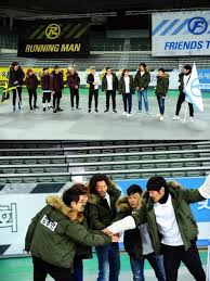 2015 yılında running man,52 adaylık,39 ödül kazanmıştır. Yoo Jae Suk And Friends To Compete In Running Man Athletics Competition Soompi