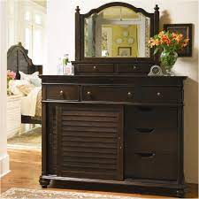 Savannah panel customizable bedroom set. 932180 Universal Furniture The Ladys Dresser Tobacco