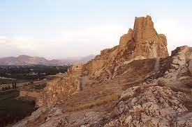 File Van Kalesi Jpg Wikipedia The Free Encyclopedia Ancient Kingdom Ancient Near East Monument Valley