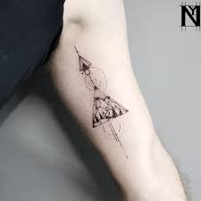 Minimalist Geometric Animals Tattoo Tattoo Design See more ideas about geometric mountain, drawings, art. minimalist geometric animals tattoo
