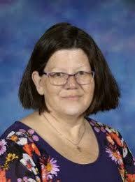 Lynette Mobley's Instagram, Twitter & Facebook