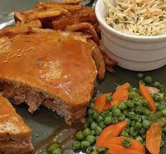 Hot Chicken Sandwich Meal We Love The Diner Classics This Plate Includes Homemade Fries Bread And Slaw Dinerfood Easy Meals Food Matters Diner Recipes