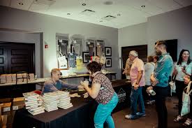 Codes (7 days ago) discount pod save america tickets are available for sale at cheap prices with our promo/coupon code.select events from the pod save america schedule/dates below. Pod Save America If We Don T Win This Election We Are F Cked Rolling Stone