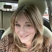 Julia Rowell's Instagram, Twitter & Facebook