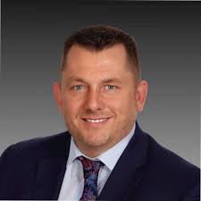 I always like to take a candid picture of new teams when they first step  into the branch. Changing firms is a huge decision, and it's a tremendous  honour when advisors choose