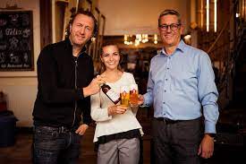 Since 1983 the magical my little pony brand has brought fun, friendship & joy to millions around the globe. Cafe Felix Wird Zu Little Tony S Brauerei Bischofshof