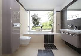 Wohlfuhl Badezimmer Live Und In Farbe In Unserer Bad Comfort Ausstellung In Sarstedt Badezimmer Ohne Fenster Badezimmer Badezimmer Klein