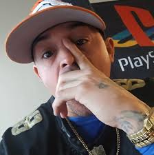 where to watch broncos in longmont?