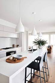 52 cuisines blanches canons en 2020 cuisine design moderne cuisine moderne interieur de cuisine