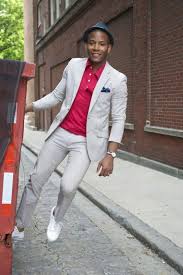No matter the formal or professional occasion, there's nothing like a good suit for men to make you look instantly more stylish and feel infinitely more confident. Men S Spring Suiting Print Button Downs Khaki Suit Raspberry Polo Shirt And Hat Divine Style