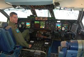 Usaf S C 5 Galaxy Gets Modern Upgrades With Gps C 5 Galaxy Cockpit Fighter Planes