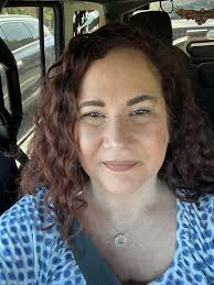 What do you think of the green eyeshadow look?