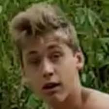 Stream Gavin Johns music