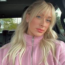 Mel Peacock (@melissa_peacock) • Instagram photos and videos