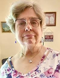 Doris Clough's Instagram, Twitter & Facebook