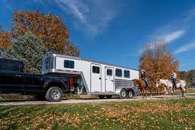 Kelly blue book for horse trailers. Horse Trailers Aluminum Horse Trailers Featherlite Trailers