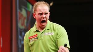 Michael van gerwen is the worlds current number 1 ranked darts player. Nine Darter 17 Year Old Michael Van Gerwen Hits First Tv Nine Darter Youtube