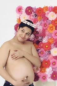 她想為了愛而結婚，而不是為了錢。 msc, trad.她想为了爱而结婚，而不是为了钱。 msc, simp. tā xiǎng wèile ài ér jiéhūn, ér bùshì wèile qián. æœ¨æ' æ˜´ çµå©š