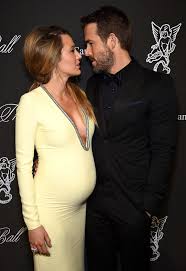 And that is how ryan reynolds chose to publicly mark his wife's 32nd birthday in august, with a bit of affectionate trolling that has become their thing when they're in the mood to share just how into each other they are with the. Blake Lively And Ryan Reynolds Blake Lively Pregnant Blake And Ryan Blake Lively