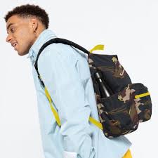Eastpak college fille 4 promotions de la semaine vous aider à dénicher le meilleur prix eastpak college fille est le but de cette plateforme, pour votre futur achat eastpak college fille. Sacs A Dos Pour Les Cours Sacs Scolaires Eastpak Fr