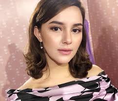 Tengku sulaiman shah ibni almarhum sultan salahuddin abdul aziz shah is a malaysian corporate figure and a member of the selangor royal. Alahhh So Cantik Baby Berita Kopak Media