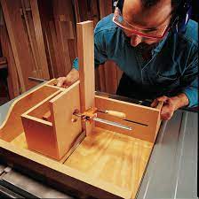 Another reason was to be able to do these joints without buying expensive factory made jigs. Aw Extra 1 30 14 Tablesaw Tenoning Jig Popular Woodworking Magazine
