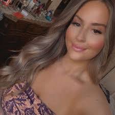 Alyssa Mclaughlin's Instagram, Twitter & Facebook