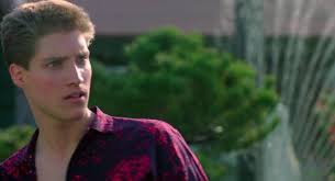 Welchen Gegenspieler fandest du besser: Mike Barnes oder Axel Kovacevic? :  r/cobrakai