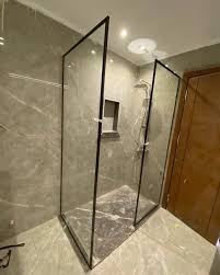 لو سعر كابينه شاور غالى دلوقتى ممكن تنفذ قطعه قاطوع ثابت بأقل التكلفه و زجاج ١٠ ملى سيكوريت مصنفر حرارى شفاف و فاميه 👌 للاستفسار 01027877326 01159090574 أسيوط عمارة البل اخر شارع