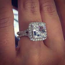 Engagement Ring Etiquette Do S And Don Ts Big Wedding Rings Square Halo Engagement Rings Engagement Ring Etiquette