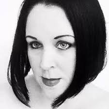 Angela Hinkle's Instagram, Twitter & Facebook