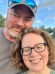 Who is a good hairdresser in Bainbridge, Georgia for family haircuts?