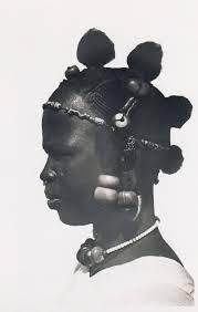 Africa Songhai Aka Songhay Or Sonrai Woman Upper Volta Scanned Postcard Image Collect Beaute Africaine Photographie De Portraits Coiffure Africaine