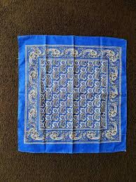 We are a 100% mexican advertising, branding, marketing and design and something super mexican, which is identified throughout the world, is the paliacate, which can be. Paliacate Mexican Square Scarf Boho Shawls Mexican Table Cloth Colorful Bandana Dog Scarf Cinco De Mayo Decor Party Decor Nativity Crafts Quilts Square Scarf