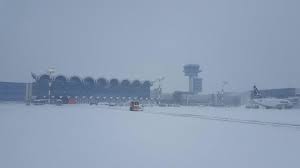 De la iași la otopeni aeroport circulă 3 autobuze cu plecare din stațiile autogara transbus codreanu srl. SituaÈie Zboruri Aeroportul Otopeni Plecari Èi Sosiri 2 Zboruri Anulate Èi 11 Intarziate Air24