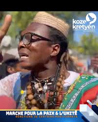 L'adoratrice Esther Lormil était au micro de Koze Kretyen à l'occasion de  la célébration des 33 ans de l'église Fellowship Tabernacle of Faith le  dimanche 18 août 2024 à Brooklyn, NY. --- ©