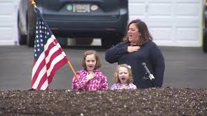 Kids recite pledge of allegiance for free ice cream. Kids Home From School Recite Pledge Of Allegiance In Their Driveways