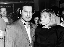 Freddie Mercury And Mary Austin In 1987 Mary Austin Queen Freddie Mercury Freddie Mercury