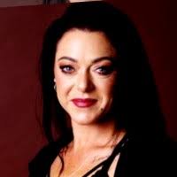 100+ perfiles de «Bianca Bee»